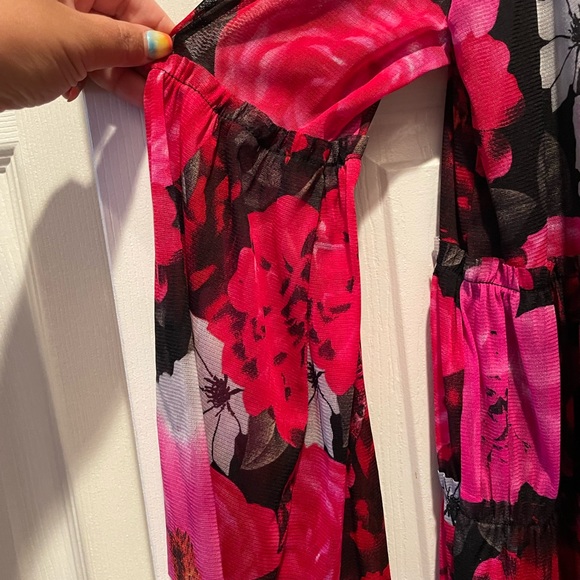 Cold shoulder floral shirt - Picture 5 of 5